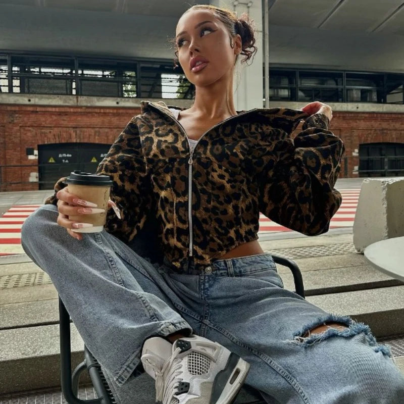DEEPTOWN Leopard Sweatshirt