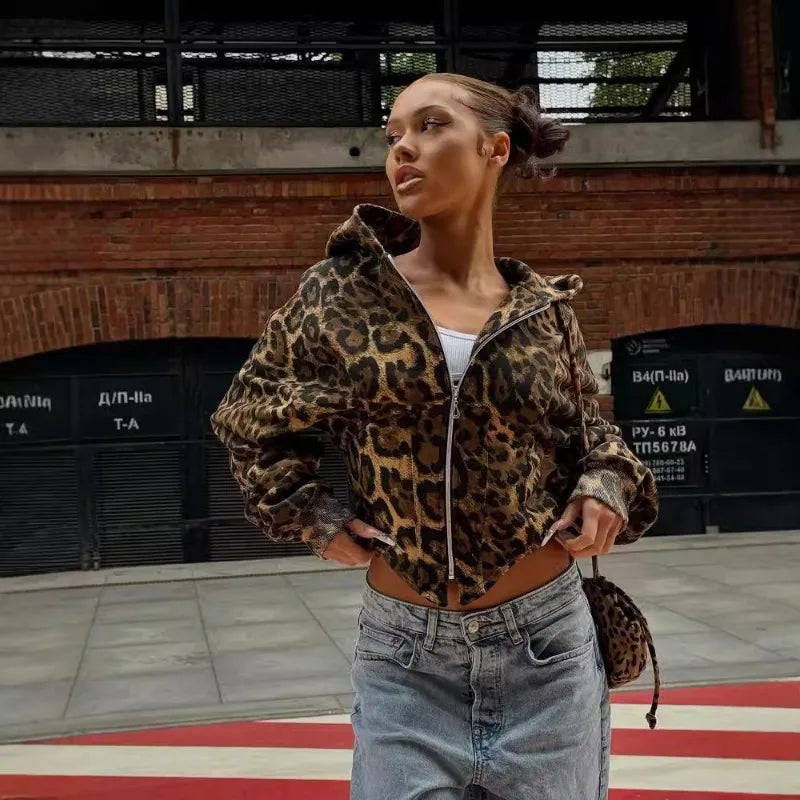 DEEPTOWN Leopard Sweatshirt